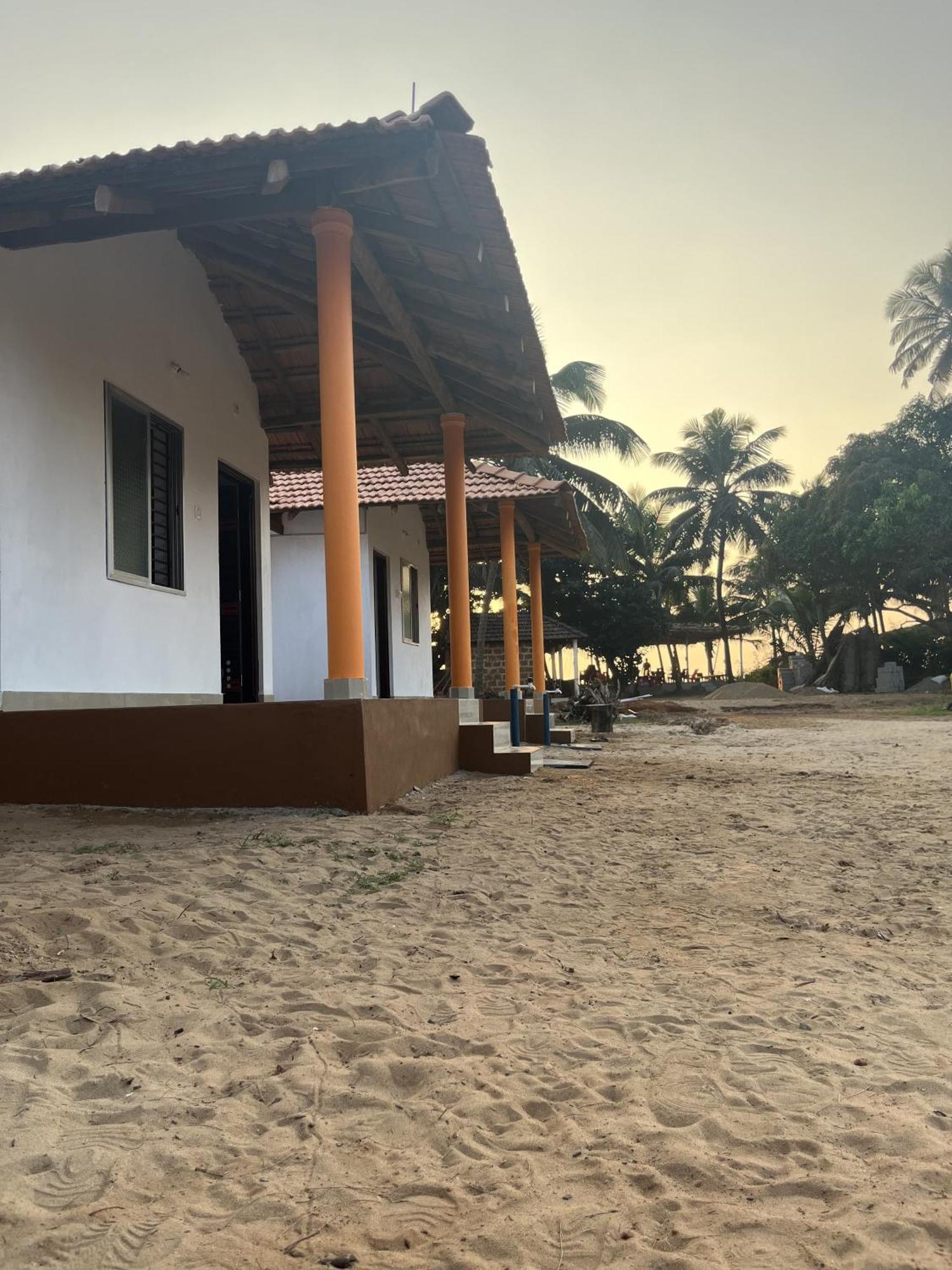 גוקרנה Revibe Beach Hostel Gokarna מראה חיצוני תמונה