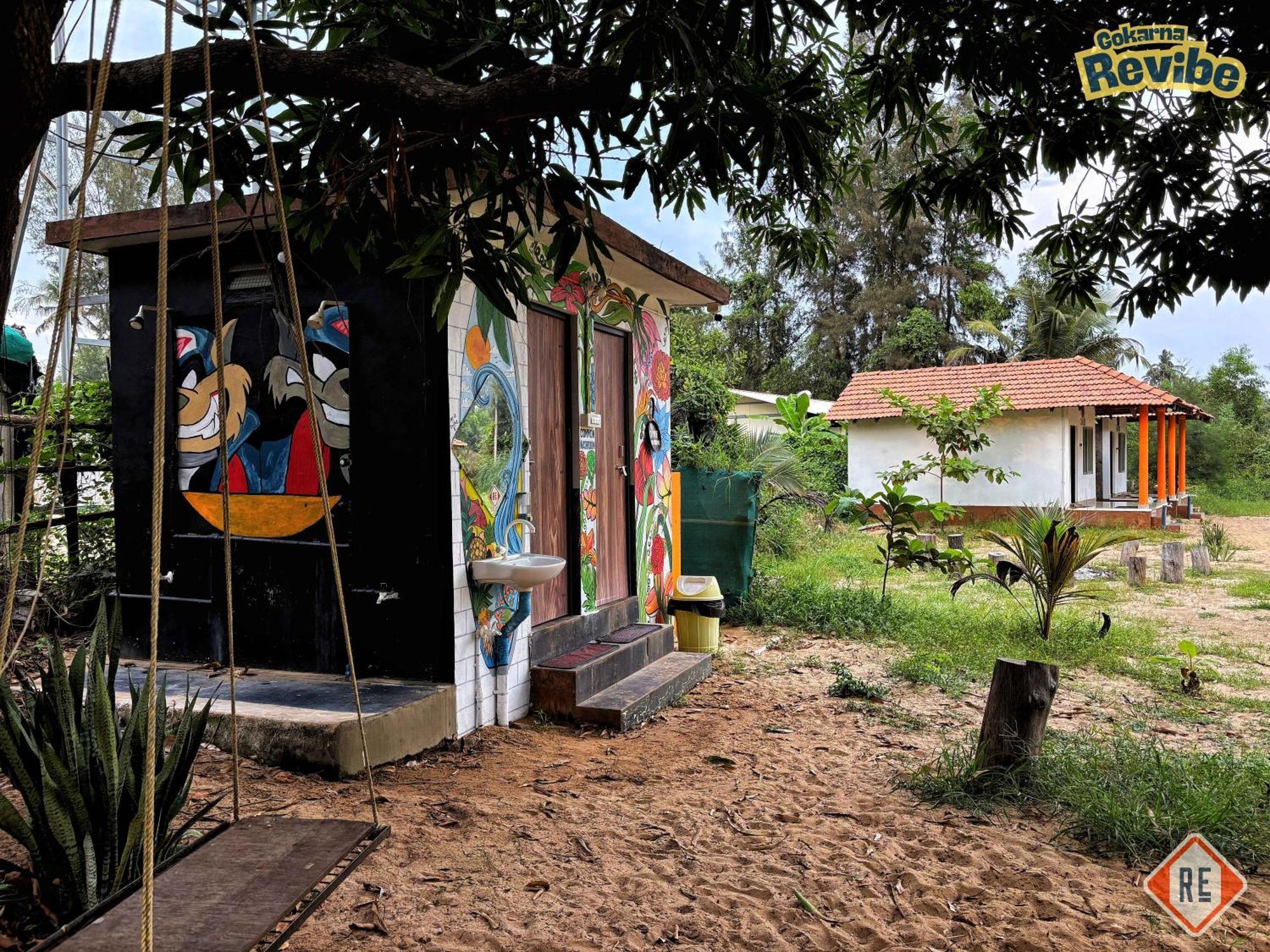 גוקרנה Revibe Beach Hostel Gokarna מראה חיצוני תמונה